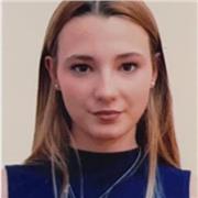sono una studentessa di quinta liceo linguistico e vorrei aiutare studenti delle medie/elementari